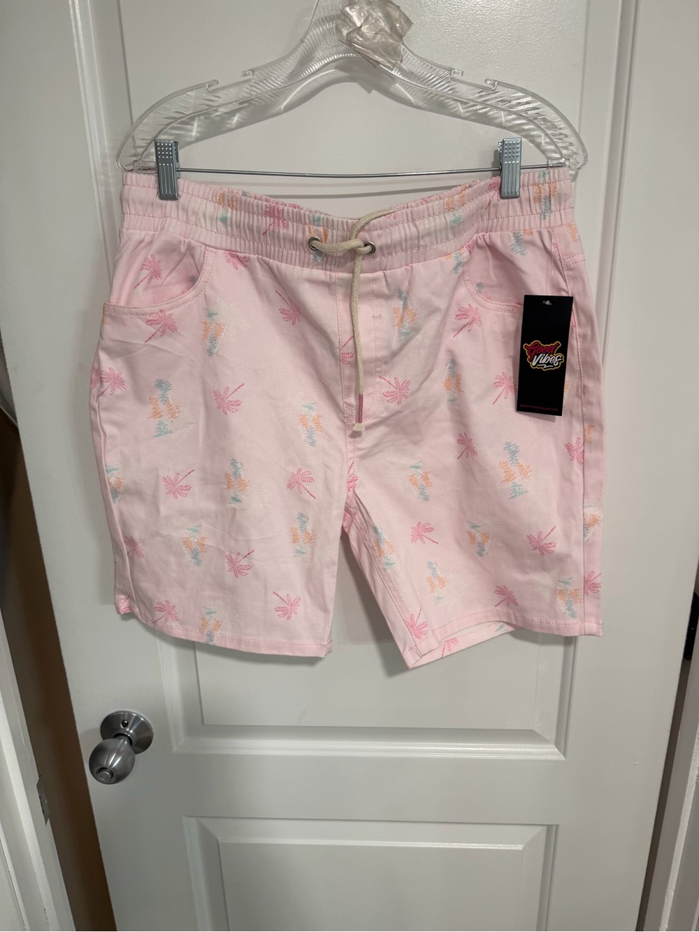 Men's Pink Cargo Shorts with Drawstring